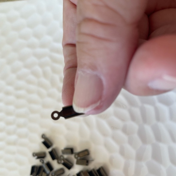 50 Fold Over Cord End Findings in Antique Brass Tone for Jewelry Craft Making - Picture 4 of 5